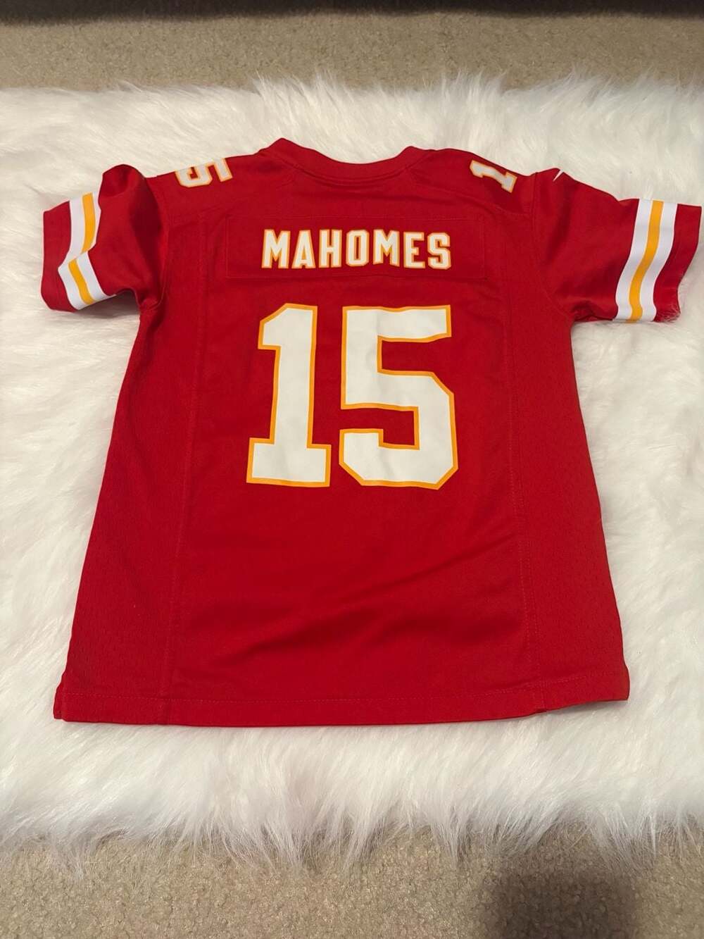Nike Youth Patrick Mahomes Kansas City Chiefs Game Jersey Size M (10/12)